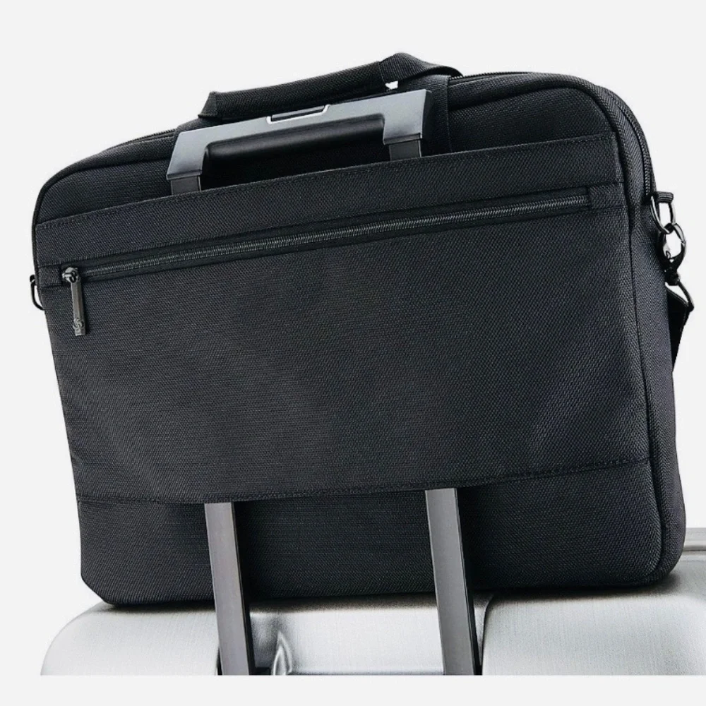 Samsonite Classic Shuttle 2 15.6 Laptop Bag New with Tags